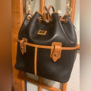 Dooney&Bourke Wayfarer Drawstring bag